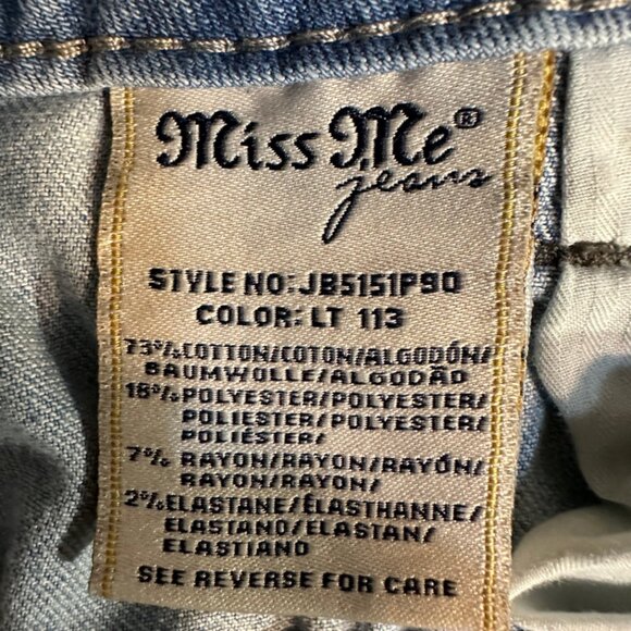 Miss Me Jeans Size 27 Inseam 23 inches Boyfriend Capri Weathered - Picture 11 of 14